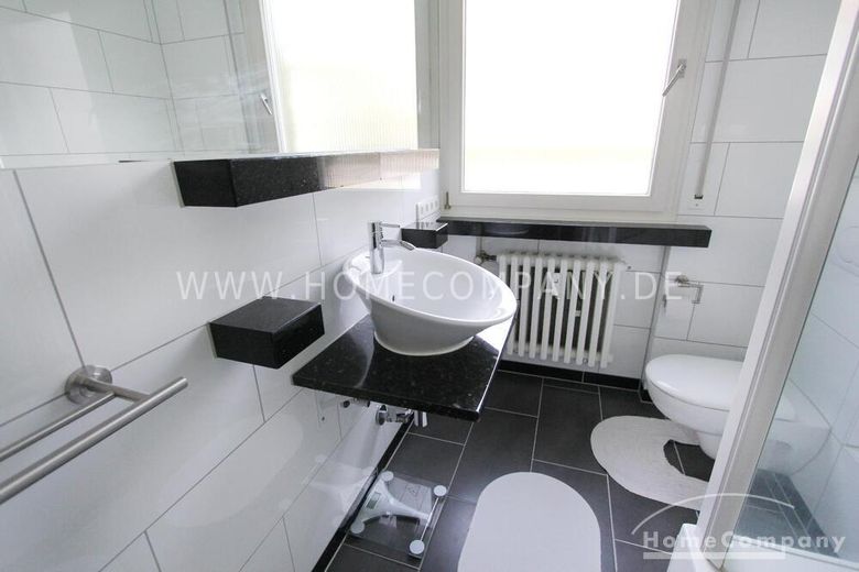 Moderne geschmackvolle mit Balkon, in Plittersdorf/ Villenlage! – 32e687fae58e1c3794438850051b474db6b26434.jpg