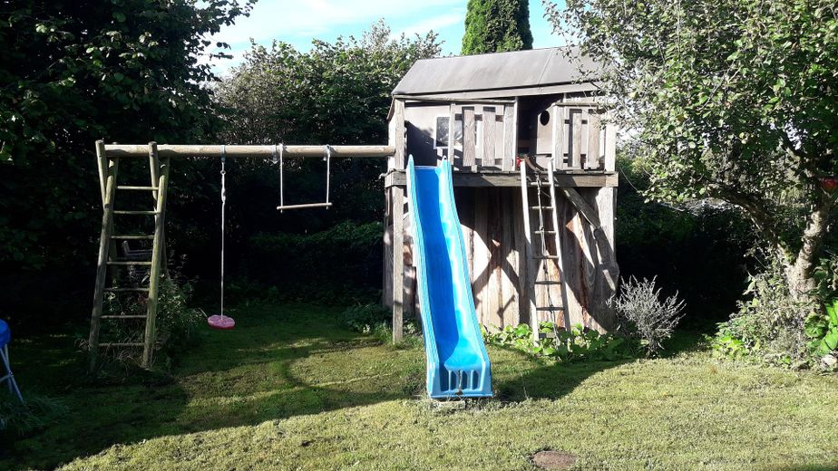 repräsentatives Zweifamilienhaus – das zusätzliche Haus f. Kinder