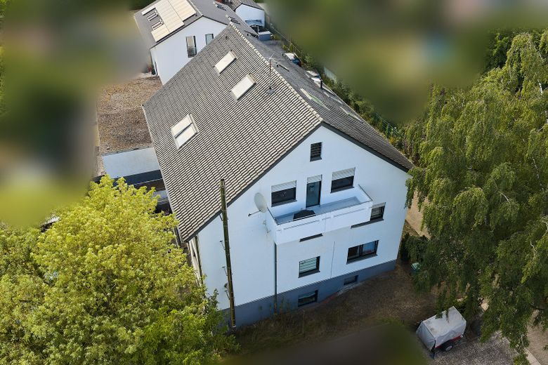 Investimento con prospettiva – 4-MFH con suddivisione WEG e 4 libri fondiari in 32278 Kirchlengern – Ostansicht