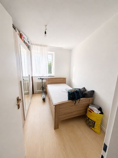 PROVISIONSFREI: Schöne 4 Zimmerwohnung mit Loggia in Mainz Bretzenheim zu verkaufen – Kind 2