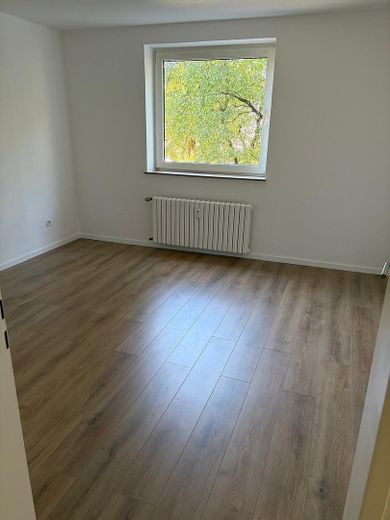 Gepflegte3-Zimmer Eigentumswohnung mit  76 m2 – Schlafzimmer