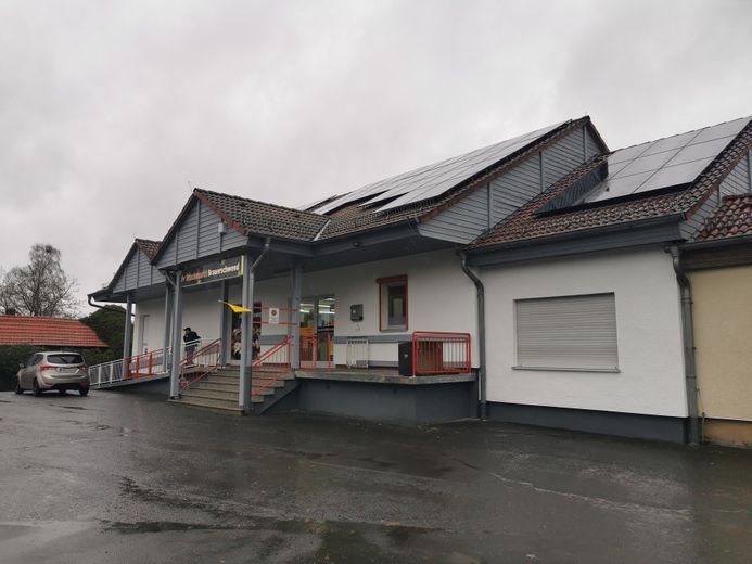 Neubau mit Expressanschluss an die BAB 5 – Supermarkt