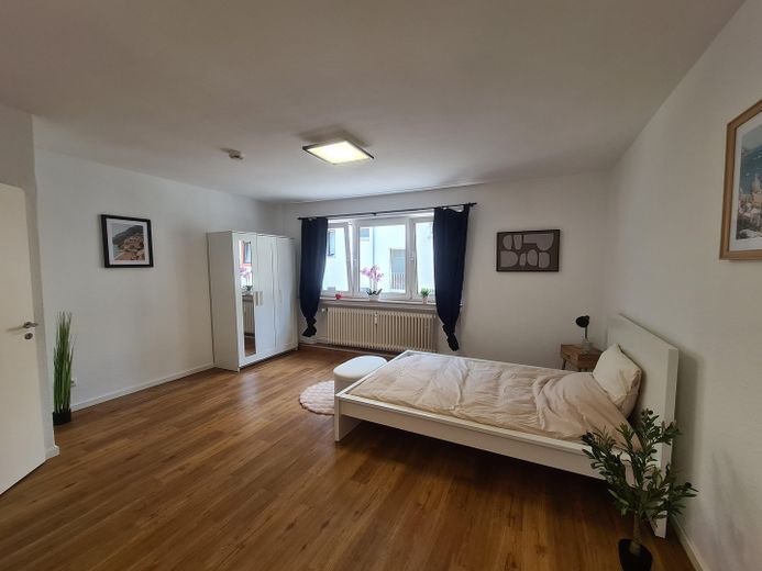 Bezugsfertiges 1-Zimmer-Apartment mit Einbauküche in Köln-Ehrenfeld – 28 m² – Foto 1