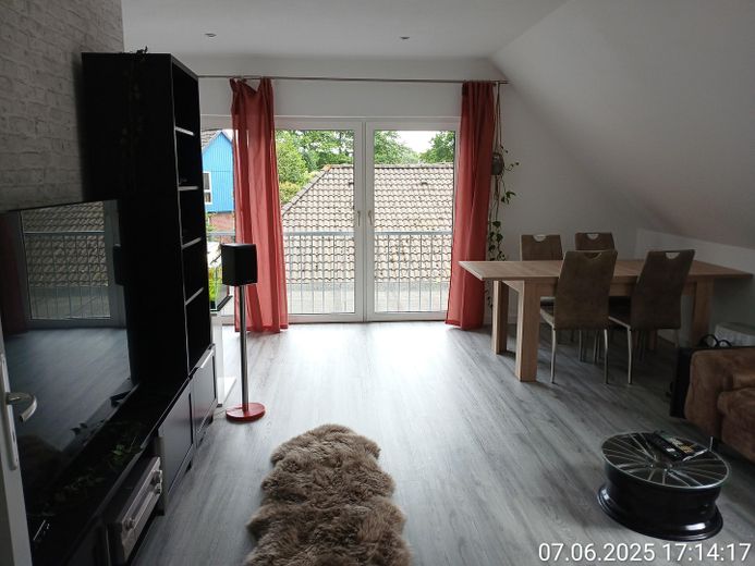 Wohnzimmer eingerichtet