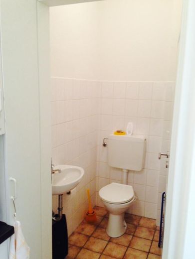 Provisionsfrei: Vollvermietetes Wohn- und Geschäftshaus in zentraler Bahnhofslage – Faktor 17,3 – Laden WC