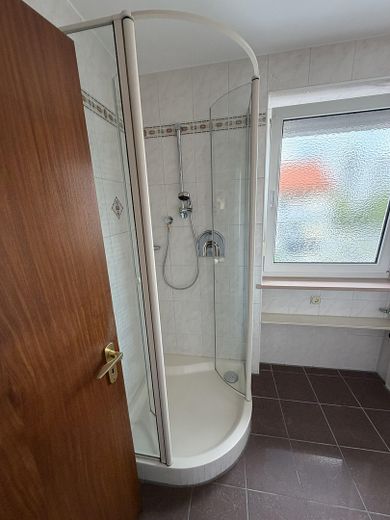 Солнечная 3-комнатная квартира в центре Бургхаузена – Dusche 