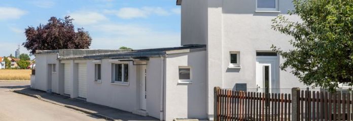 Mehrgenerationenhaus bzw. MFH (mit 5 WE) komplett freistehend! - Zur Selbstnutzung oder Vermietung