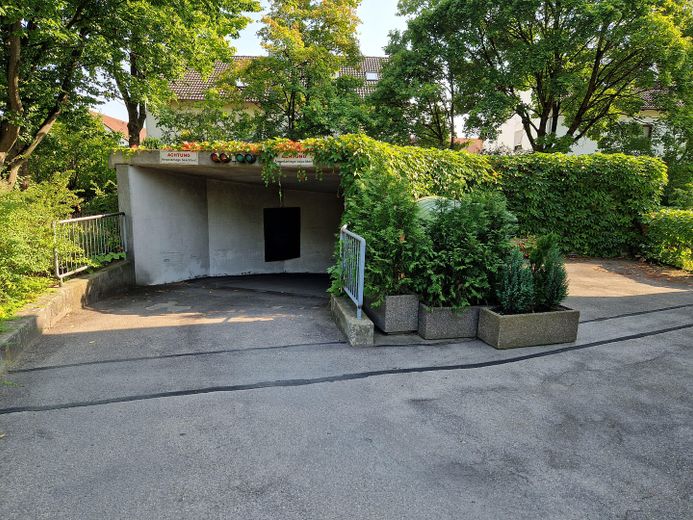 Einfahrt Tiefgarage