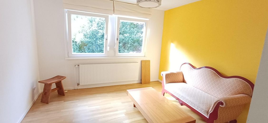 Tek katta yaşam: Şehre yakın, rüya gibi bahçesiyle huzur – Arbeitszimmer