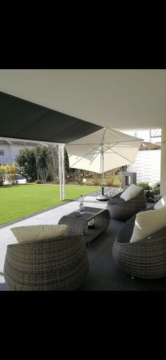 Barrierefreie, lichtdurchflutete 2,5 Zimmer Wohnung mit großem Garten – Foto 7