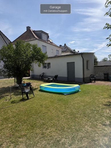 624 m² Grundstück mit Entwicklungspotenzial – modernisiertes Einfamilienhaus in Lorsch – Garten mit Geräteraum und Gara