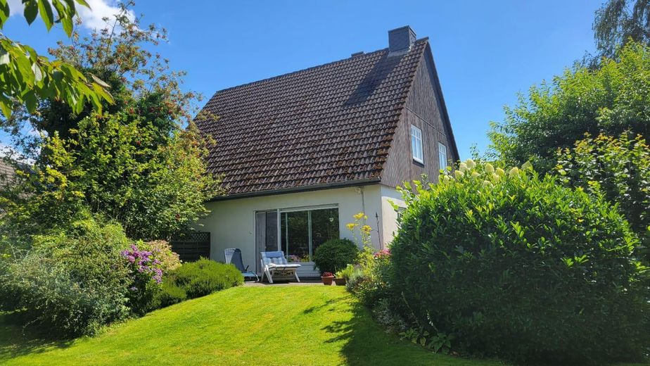 Hausansicht vom Garten aus