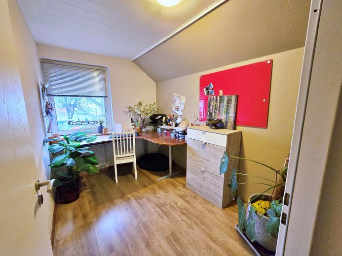 DA PRIVATO!! Casa a schiera centrale adatta alle famiglie con giardino e 2 posti auto ad Ahrensburg – Kinderzimmer