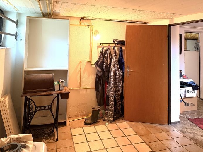 PRIVO DI PROVVIGIONE - casa unifamiliare indipendente in posizione migliore – abitare con giardino su attraente terreno d’angolo – Foto 39