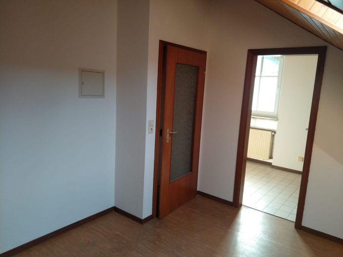DG Durchgangszimmer zum Bad