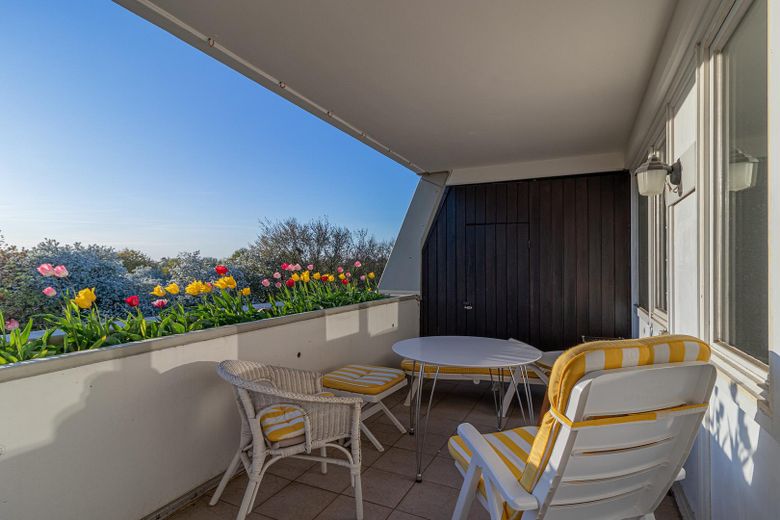 Designer terrace apartment (18 min. central station) nature, parking space (only temporarily 6-12 months) 1,700 € incl. additional costs – Terasse / Balkon