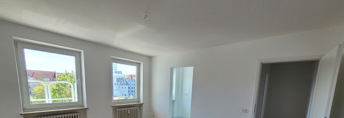 Sonniges Apartment nähe Tegernseer Platz (bezugsfrei) – Großer Wohn-Schlafraum