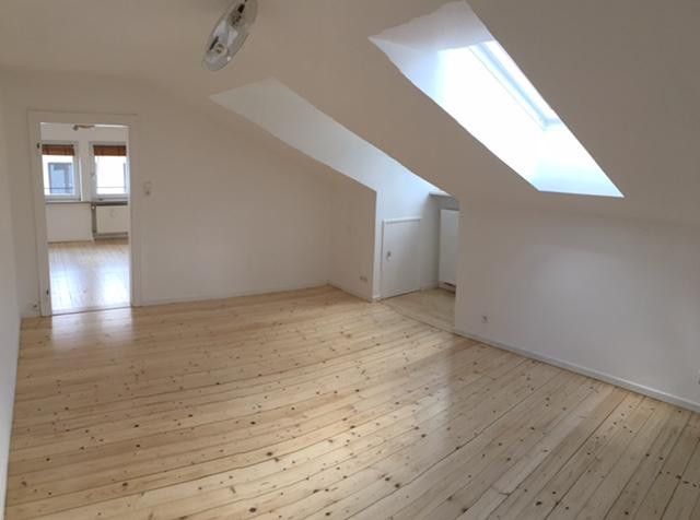 Helle, ruhige 2-Zi-Dachgeschoss-Wohnung in Starnberg-Söcking – Foto 9
