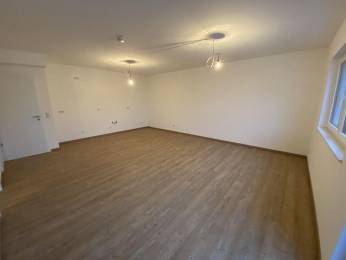 Wohn-/Esszimmer 