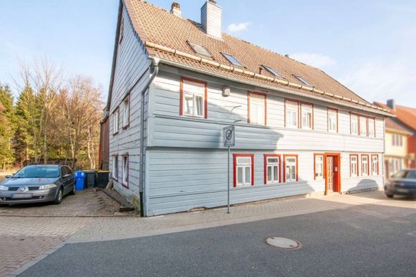 Mehrfamilienhaus mit Potenzial in Buntenbock