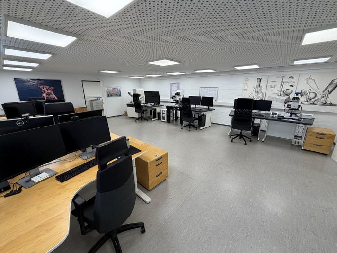 Selbstgenutzt oder vermietet - Gewerbeimmobilie in Coesfeld – Labor-/Büro im EG