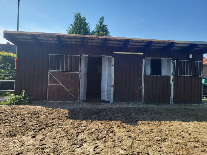 Exclusive detached house near Norddeich with pool, sauna, horse keeping – Pferdestall