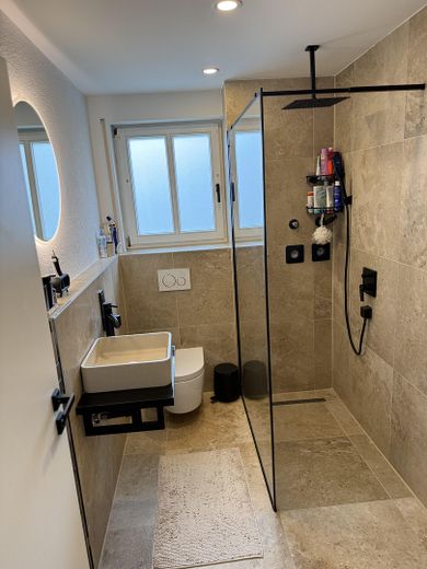 Wohnung 2,5 Zimmer 55 qm kernsaniert Provisionsfrei – Bad
