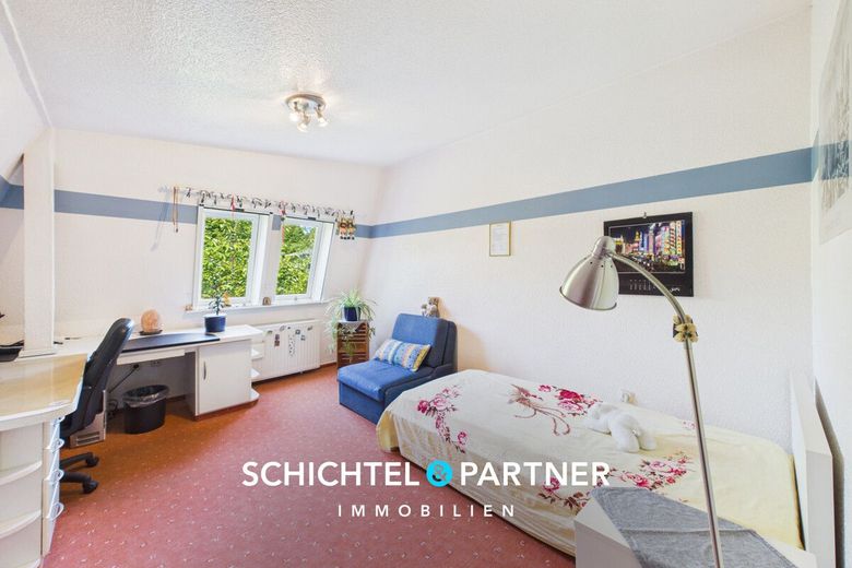 Mitte | Bezugsfrei: Stadtvilla mit 3-Einheiten oder als Einfamilienhaus – S&amp;P | Zimmer