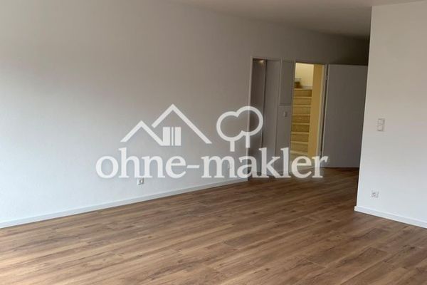 Gruntownie odnowione mieszkanie 3-pokojowe w Neu-Isenburg z balkonem
