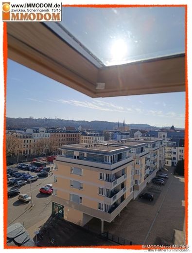 3-Zimmer-Maisonetten-Dachwohnung für INDIVIDUALISTEN mit LAMINAT und Personenaufzug zu vermieten! – Ausblick