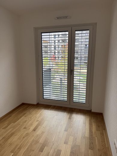 Wijk aan de Wiener Platz Feuerbach - 4-kamernieuwbouwappartement met keuken, lift, terras, ondergrondse parkeerplaats – Kind 2  