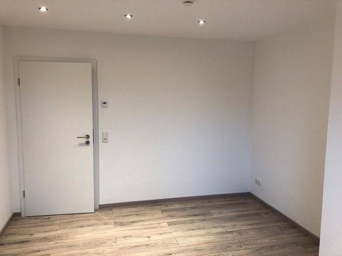 Affascinante appartamento duplex con 5 locali e terrazza sul tetto a Mechernich – Libero dal 01.11.2026 – Elternschlafzimmer