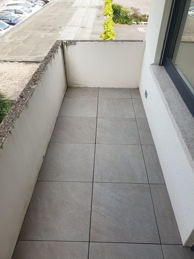 Charmantes 1-Zimmer-Apartment in zentraler Lage von Bad Vilbel – Balkon
