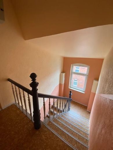 WG. taugliche 3-Wohnung in MD-Sudenburg ,ca 88m², im DG. Klimatisiert mit EBK. zu vermieten – Treppenhaus