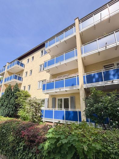 2-Zimmer-Wohnung Mainz-Oberstadt - Uni-Nähe, Balkon, geringes Hausgeld &amp; Entwicklungspotenzial – Außenansicht