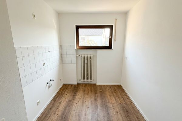 Frisch renoviert: helle 3-Zimmer-Wohnung mit sonnigem Balkon