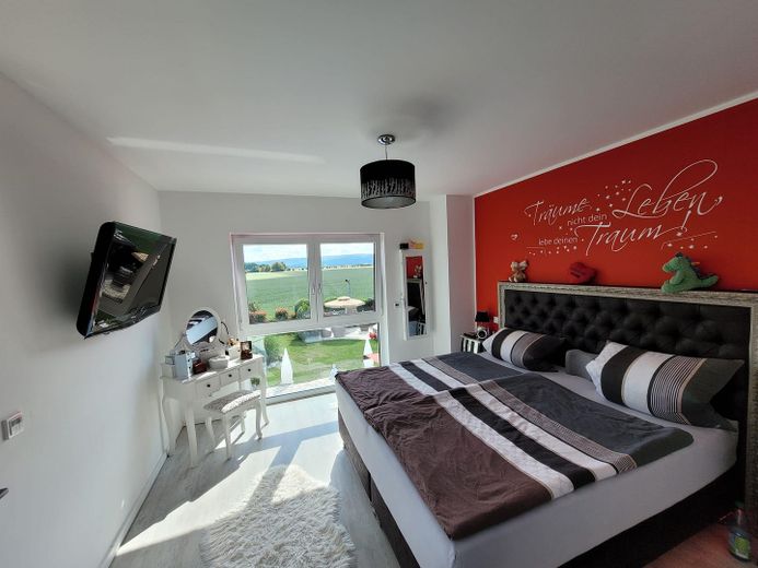 25 Min. von Hannover-Innenstadt- äußerst seltene Panoramalage – Schlafzimmer