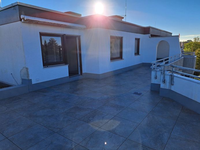 Attico in posizione centrale – Dachterrasse