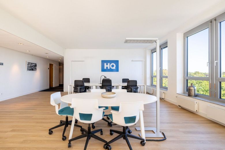 Pronájem kanceláře 1.082 m² – Foto 7