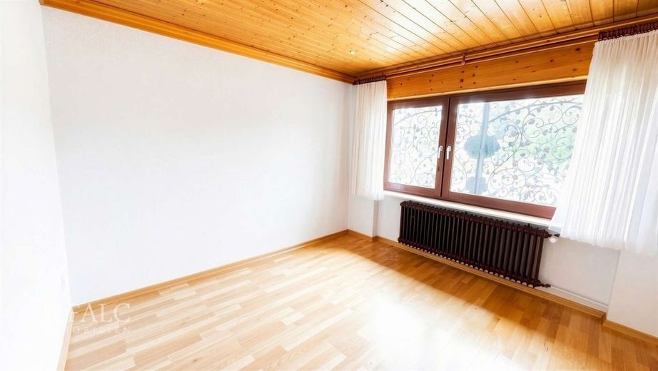 Familienidylle in Groß-Gerau - ein Zuhause mit Garten, Pool &amp; viel Platz – Zimmer