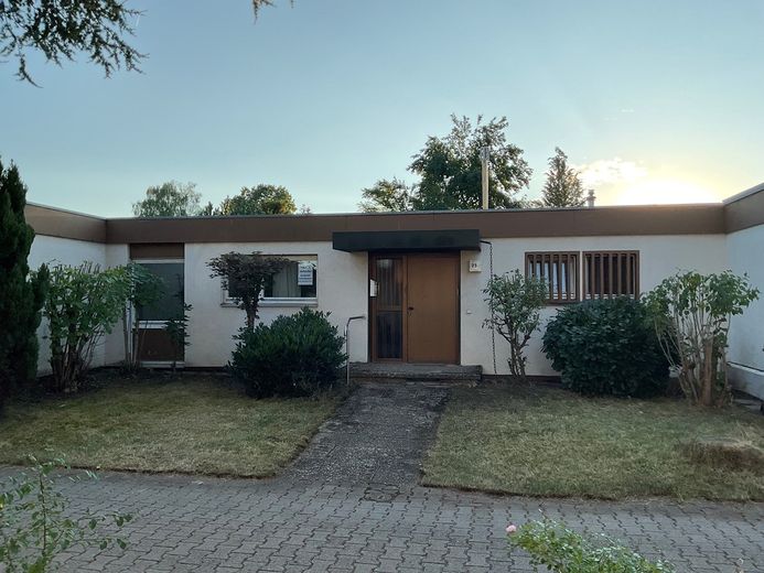 Abitare su un unico livello: bungalow a Bad Dürrheim - ideale per famiglie o per vivere fino a tarda età – Foto 1