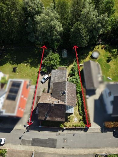 Zweifamilienhaus in idyllischer Lage - direkt an der Modau mit großem Garten – Draufsicht