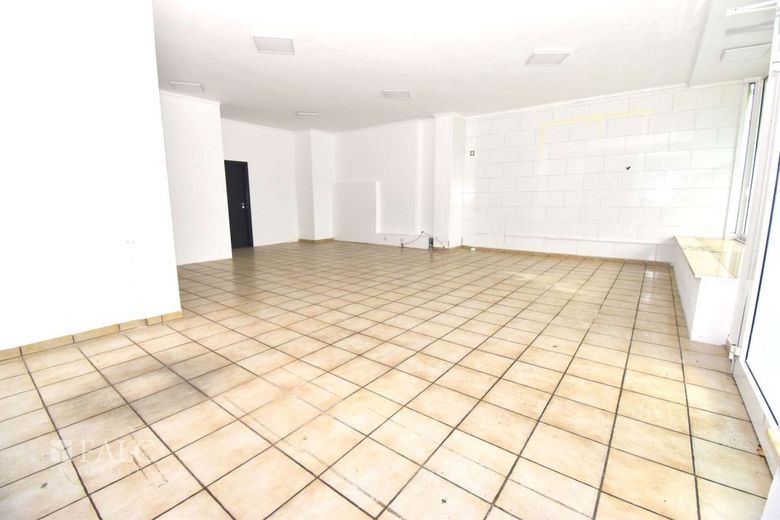 Versatile locale commerciale/ufficio - ideale per chiosco, parrucchiere, estetica, podologia o studio – Gewerberaum