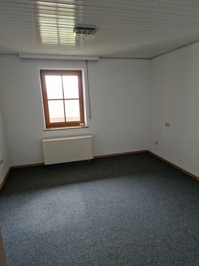 2-Zimmer Wohnung für Wochenendheimfahrer in Schrobenhausen – Schlafzimmer