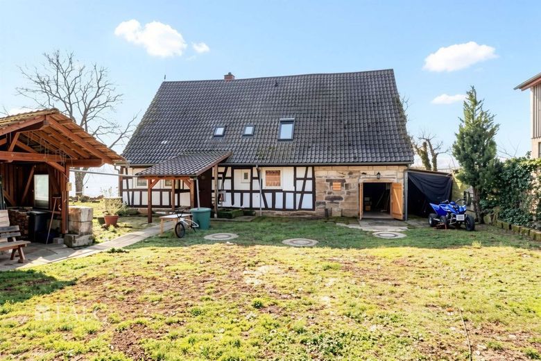 Charmantes Anwesen in einzigartiger Lage sucht Liebhaber! - FALC Immobilien Öhringen – Ansicht Nord