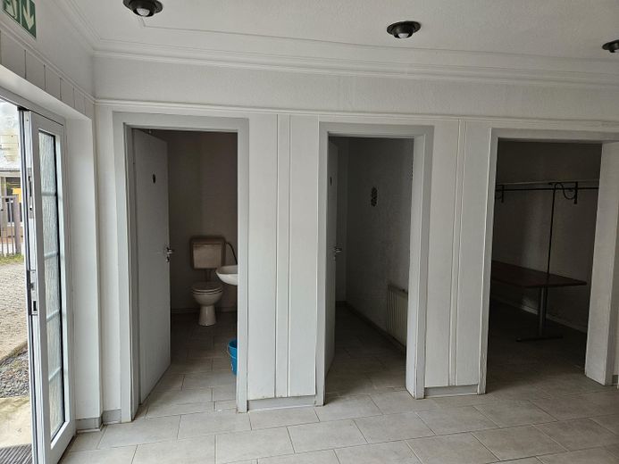 Eingangsbereich und Toiletten