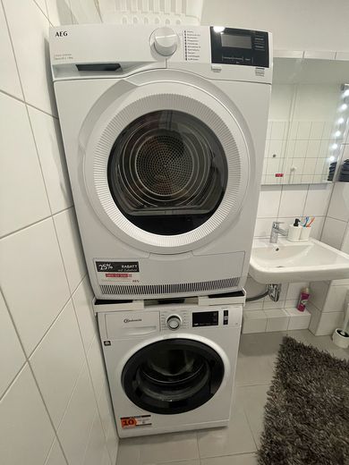 Waschmaschine & Trockner 