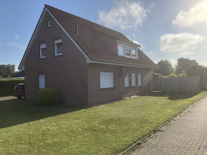Zweifamilienhaus – DG frei, EG vermietet, auch als EFH nutzbar - keine Provision – Foto 1