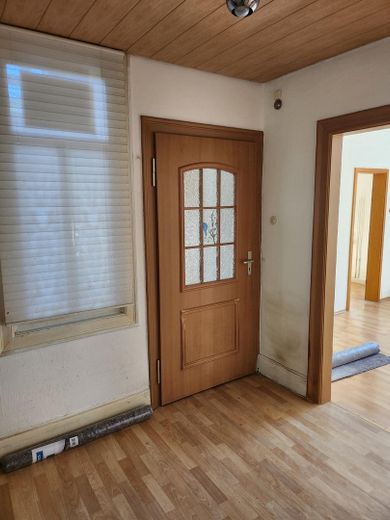 Schöne 4 Zimmer Wohnung mit Einbauküche und Balkon – Foto 16