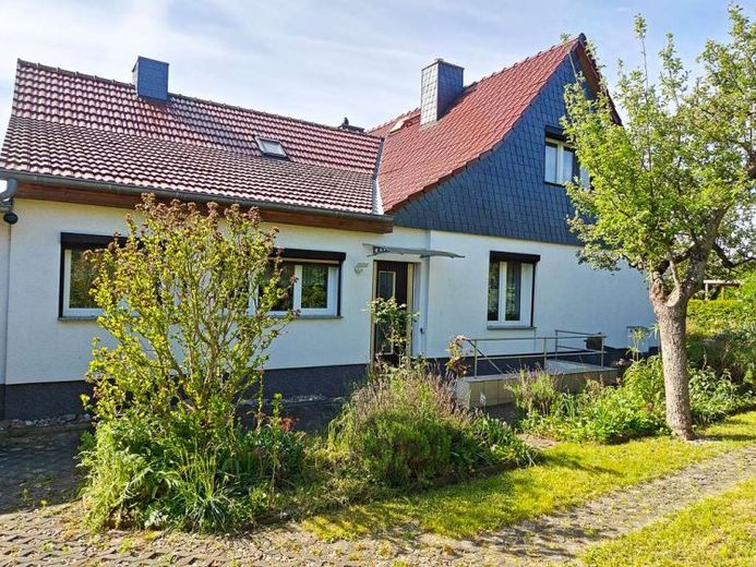 Doppelhaushälfte Hopfengarten Magdeburg– Gestalten Sie jetzt Ihr Zuhause mit Zuschüsse der KfW – फोटो 1